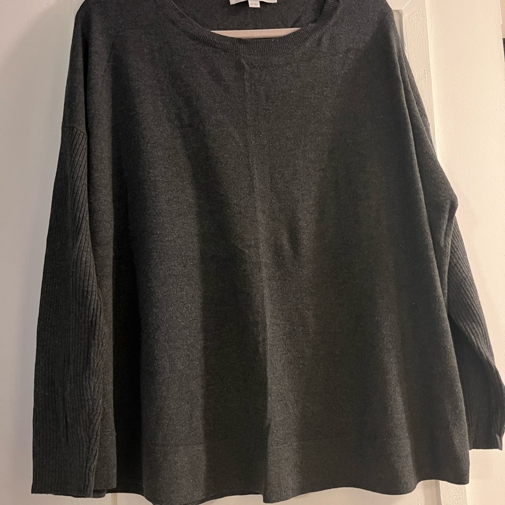 LOFT Heather Gray Long Sleeve Sweater